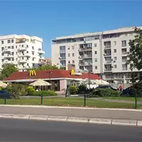 McDonalds - Fast Food Restaurant