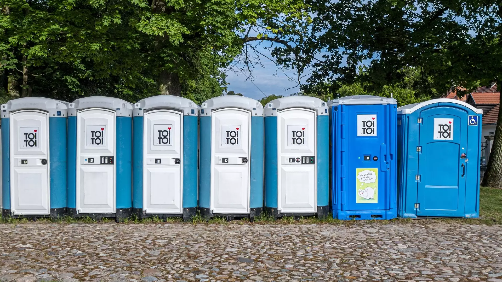 slika kategorije Portable Toilets