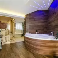 Nirvana Laguna Spa Apartman Centar - Vacation Home Rentals