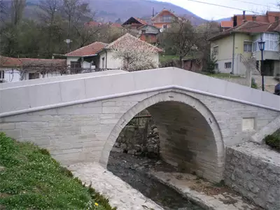 White Bridge - Tourist Attraction