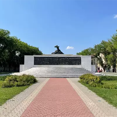 Spomenik žrtvama fašizma slika 1