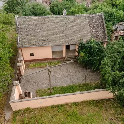 Rodna kuća Mihajla Pupina slika 1