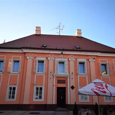 Katolička plebanija slika 1
