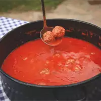 Etno restoran Mirovica ćufte u paradajz sosu