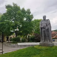 Spomenik Živojinu Mišiću