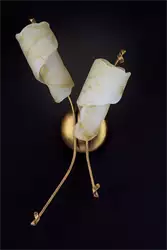 Za crni zid lampa