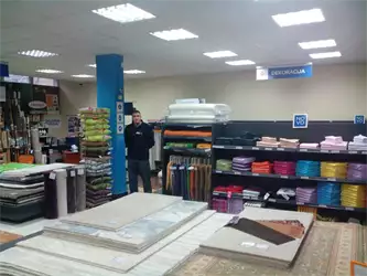 Galerija podova prateći program