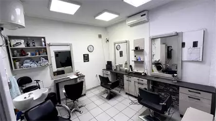 Frizerski salon Cut & Go
