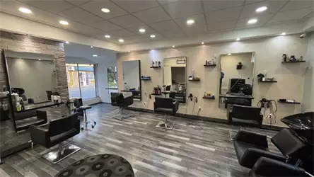 Frizerski salon Cut & Go