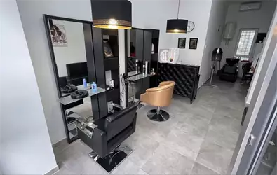 Frizerski salon Cut & Go