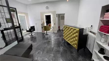 Frizerski salon Cut & Go