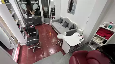 Frizerski salon Cut & Go