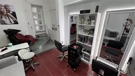 Frizerski salon Cut & Go