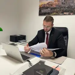 Advokat Robert Radojević