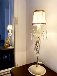 Stona lampa za rustik nameštaj