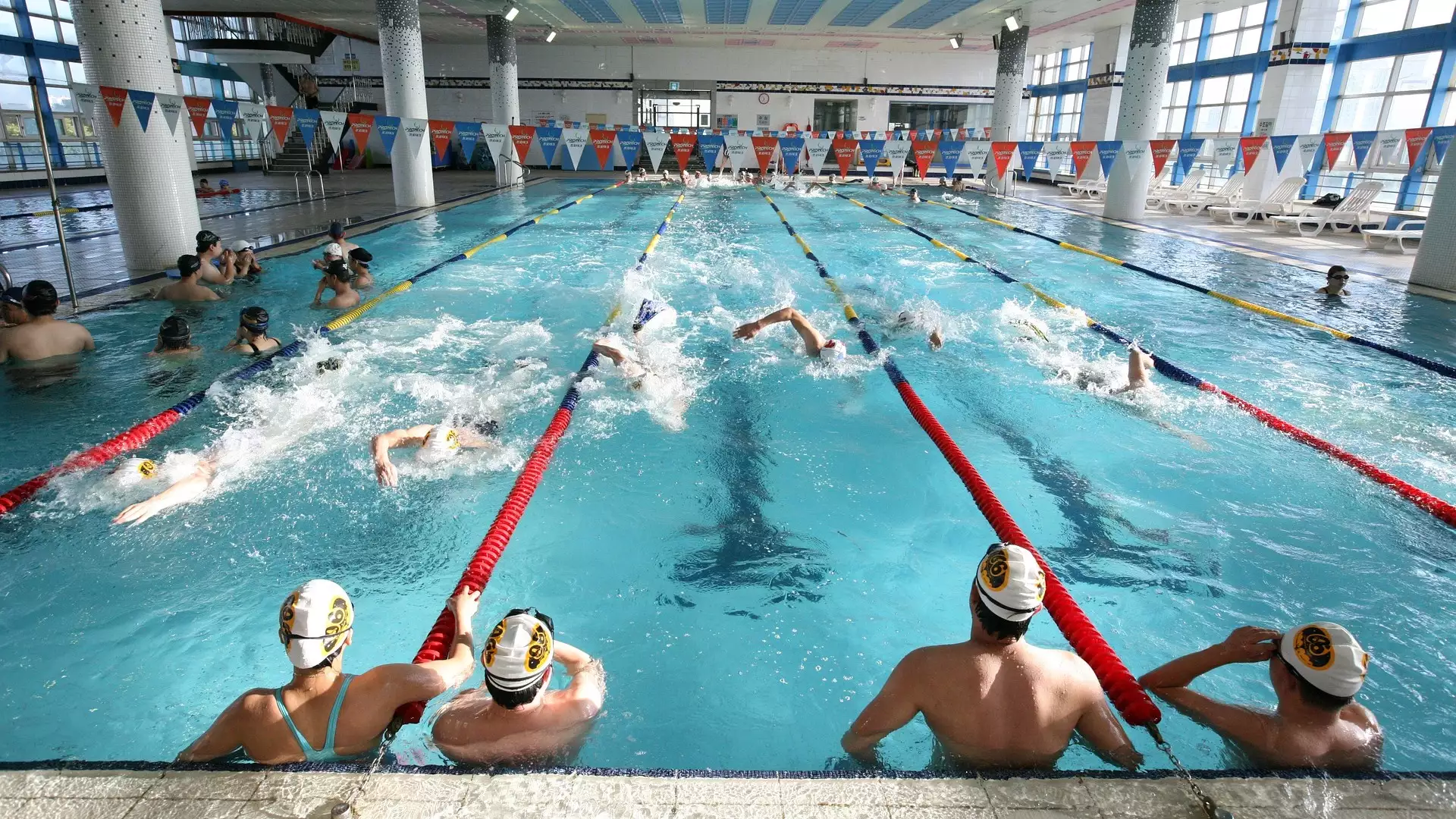 slika kategorije Indoor Swimming Pools