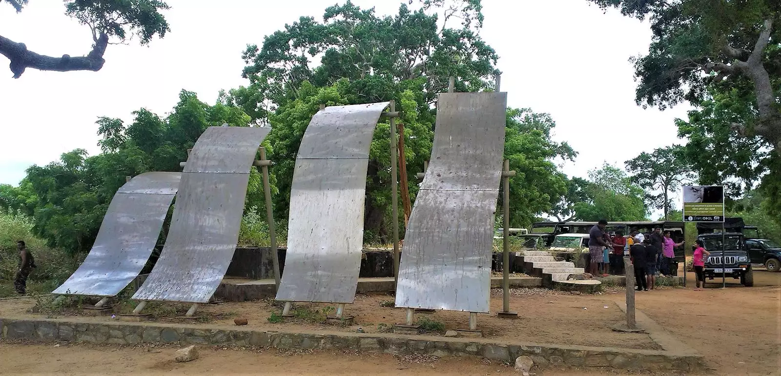 Tsunami memorial, Sri Lanka