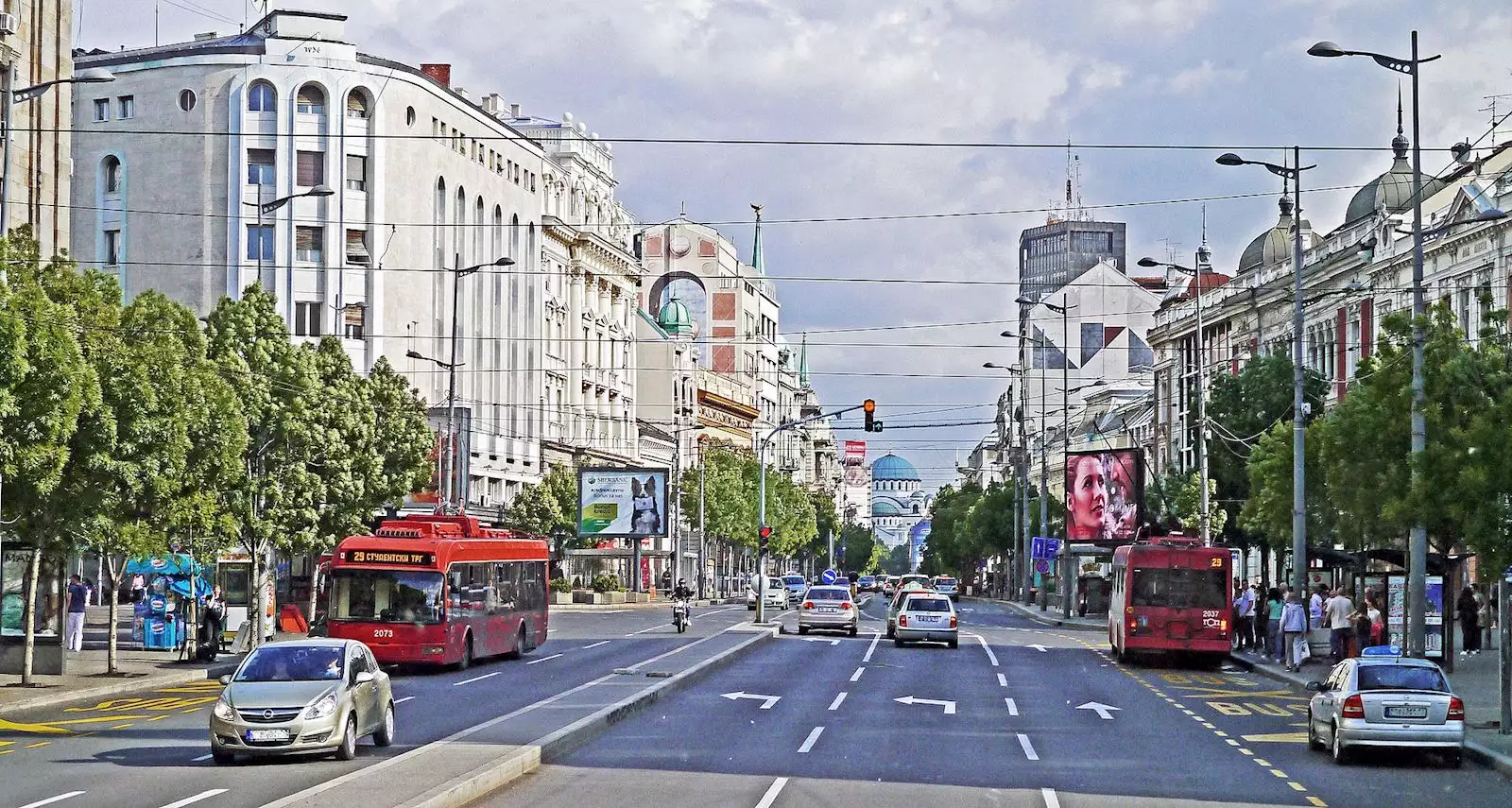 Yellow lane on Terazije