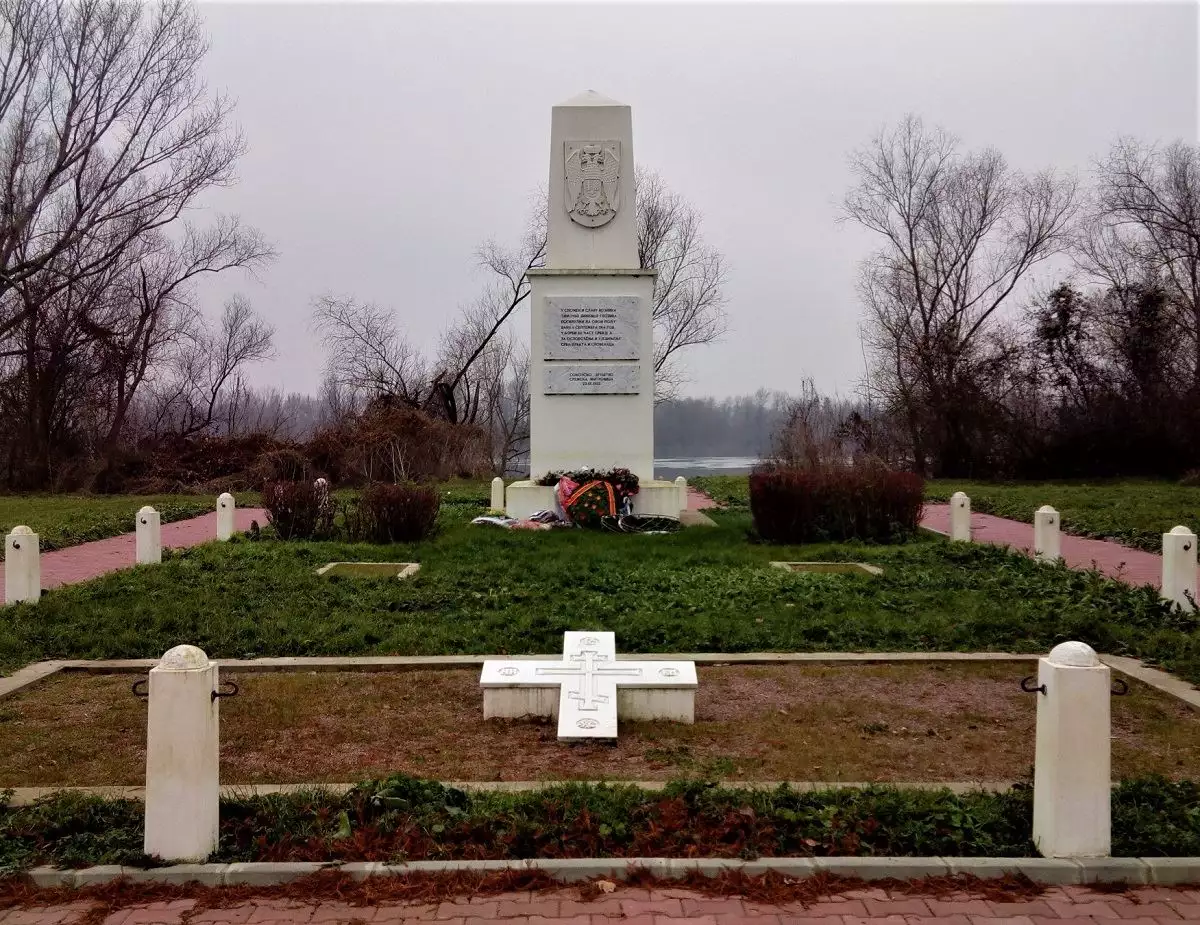 Spomen obelezje Legetske bitke Momir Milosev