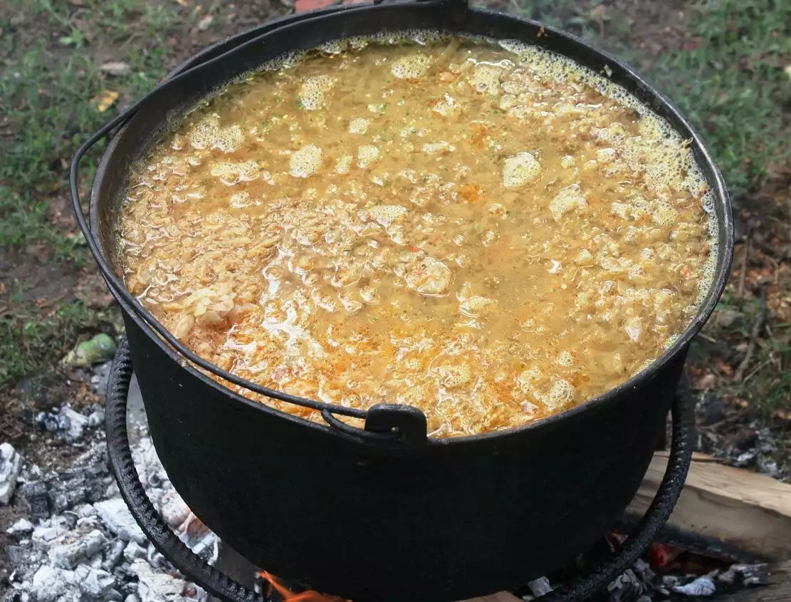 Bosnian Pot in Čestereg | Tourist Calendar of Serbia