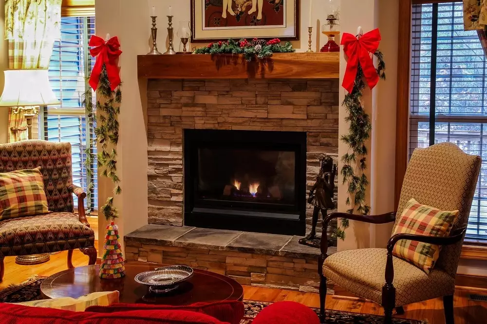 fireplace-558985_1920