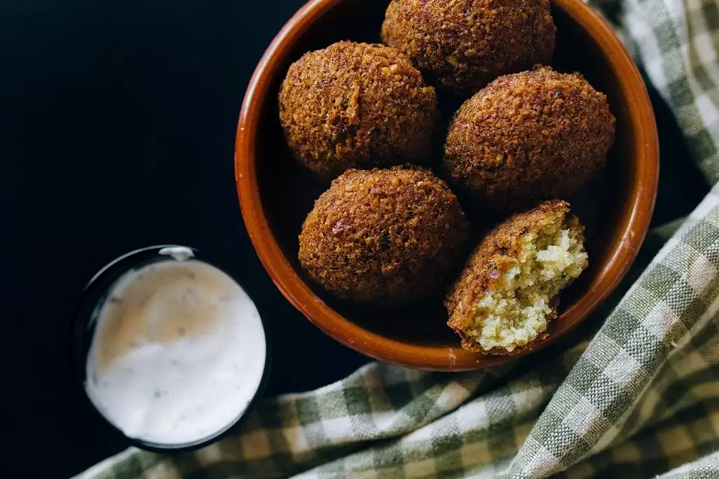 Međunarodni dan falafela | Izmišljeni praznici