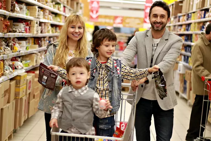 family-2923690_1920