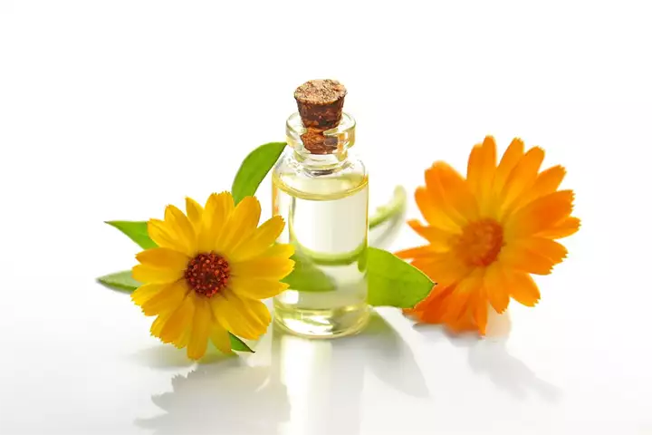 essential-oil-3139479_1920
