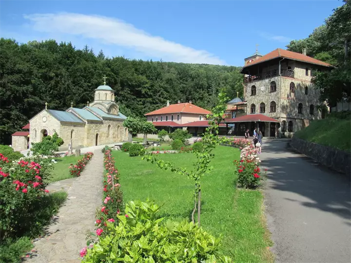 Manastir Tresije na Kosmaju