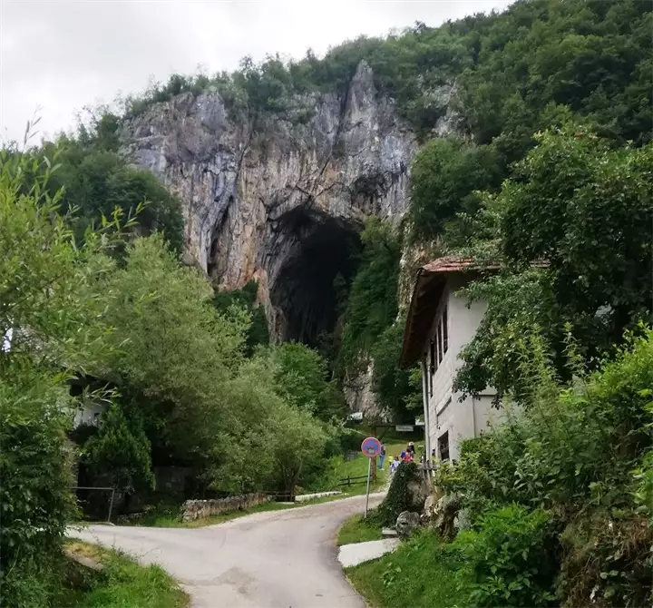 Potpecka pecina Nenad Kuljanin