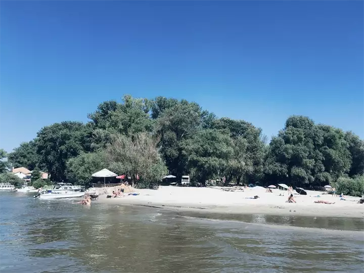 Bela Stena Mikss Conan