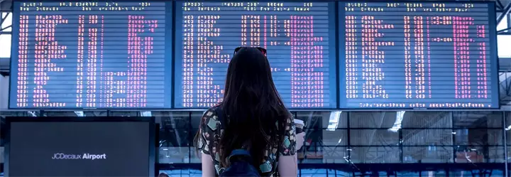 airport-2373727_1920