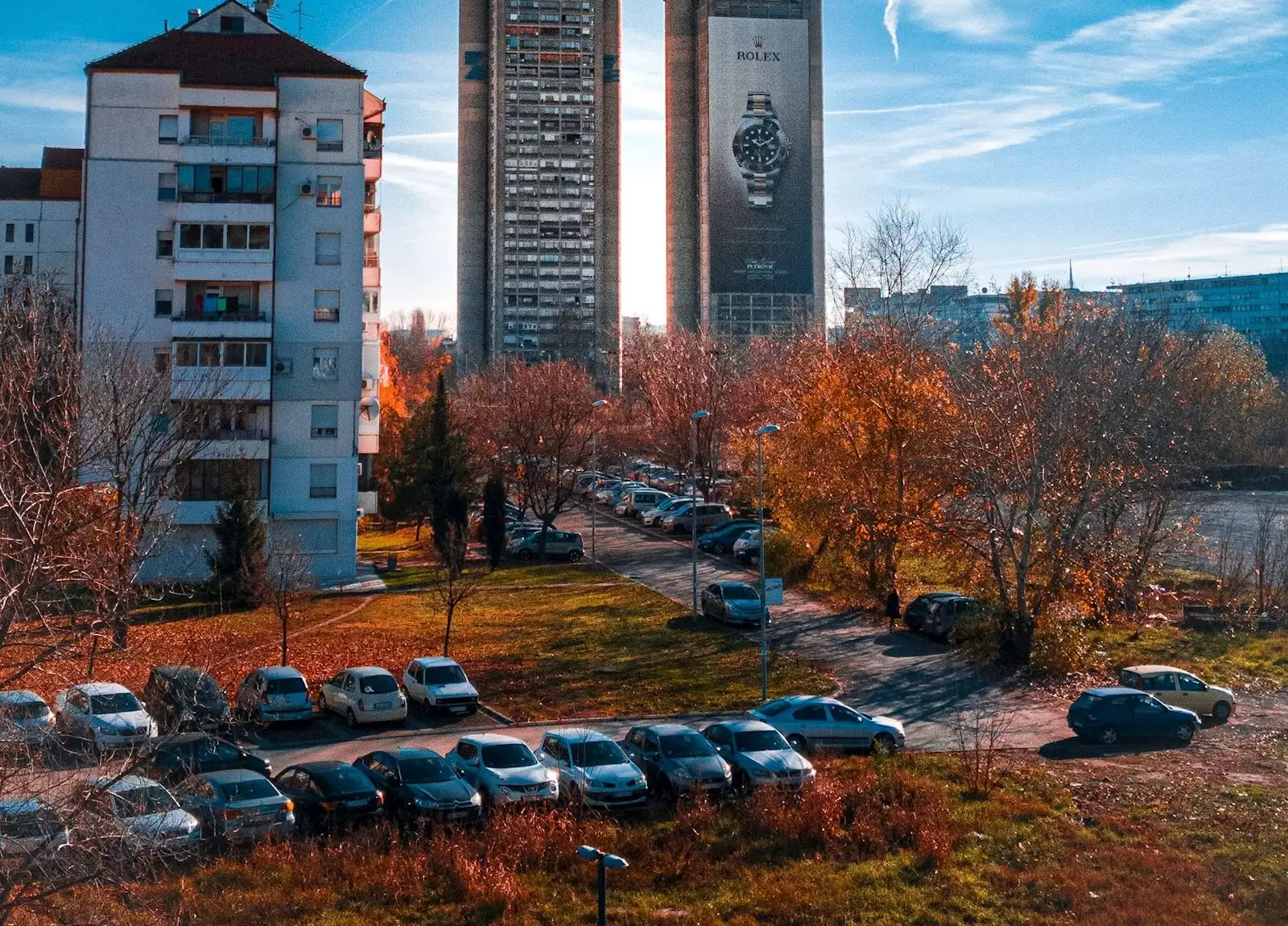 Parkirani automobili na Novom Beogradu